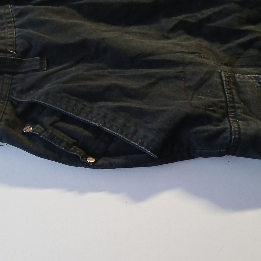 Regal Wear Men's Black Cargo Shorts - Picture 5 of 8